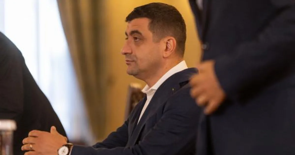 Mureșan își prezintă programul de guvernare și anunță discuții cu PNL, USR și UDMR 2 Mureșan își prezintă programul de guvernare și anunță discuții cu PNL, USR și UDMR