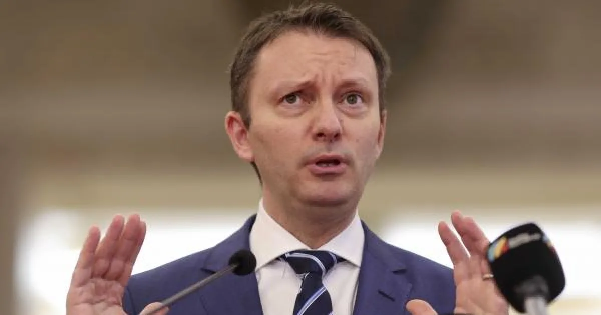 Tabăra anti-Bolojan votează Guvernul Mureșan, altfel îl susține pe următorul 2 Tabăra anti-Bolojan votează Guvernul Mureșan, altfel îl susține pe următorul