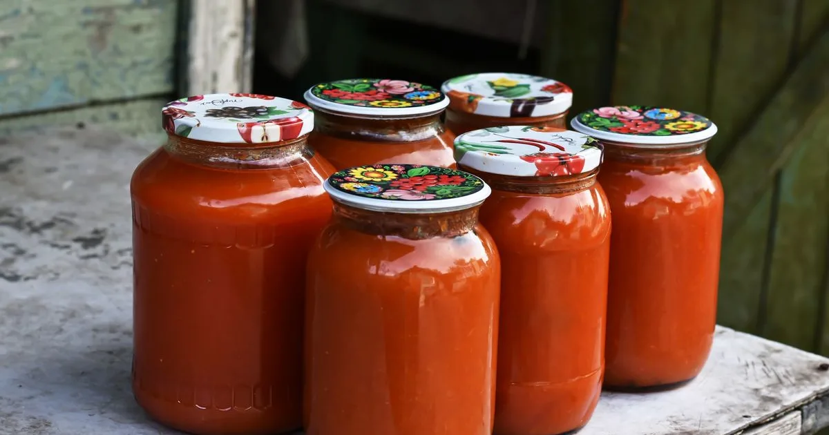 Cum păstrezi bulionul după deschidere ca să nu mucegăiască. Trucul simplu al gospodinelor 2 Cum păstrezi bulionul după deschidere ca să nu mucegăiască. Trucul simplu al gospodinelor