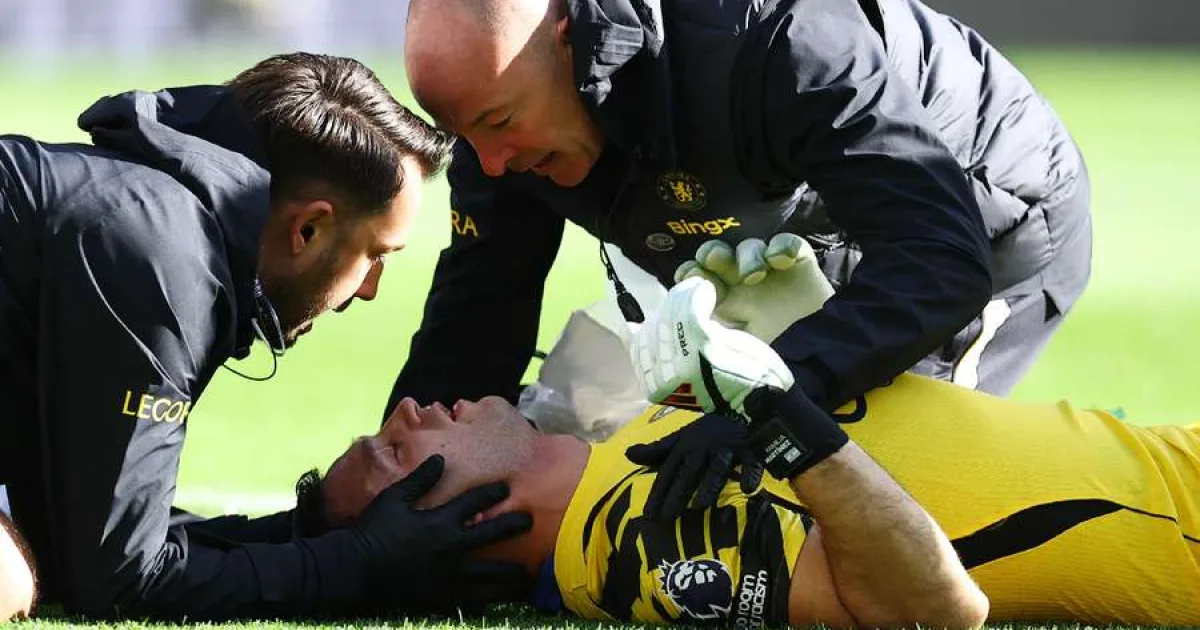 Emiliano Martinez lipsește câteva săptămâni după operația la mandibulă 2 Emiliano Martinez lipsește câteva săptămâni după operația la mandibulă