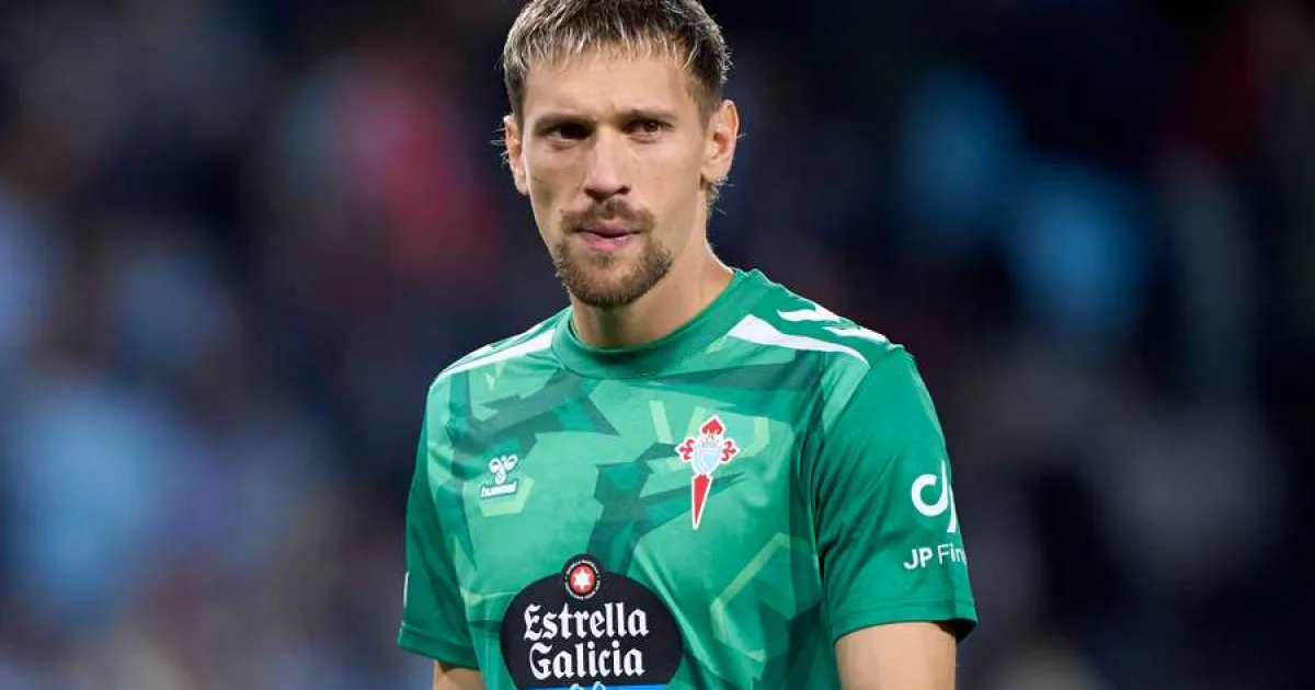 Ionuț Radu intră în istoria lui Celta Vigo! Doar o legendă a clubului îl devansează 4 Ionuț Radu intră în istoria lui Celta Vigo! Doar o legendă a clubului îl devansează
