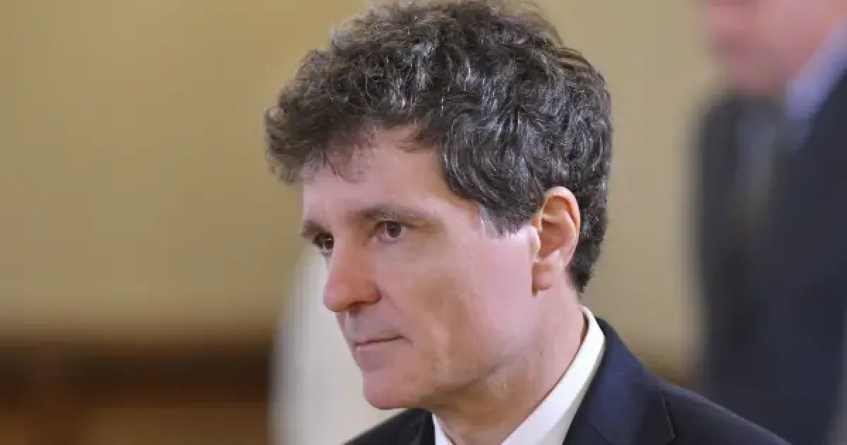 Luca Niculescu a discutat cu ambasadorul SUA despre înzestrarea armatei române