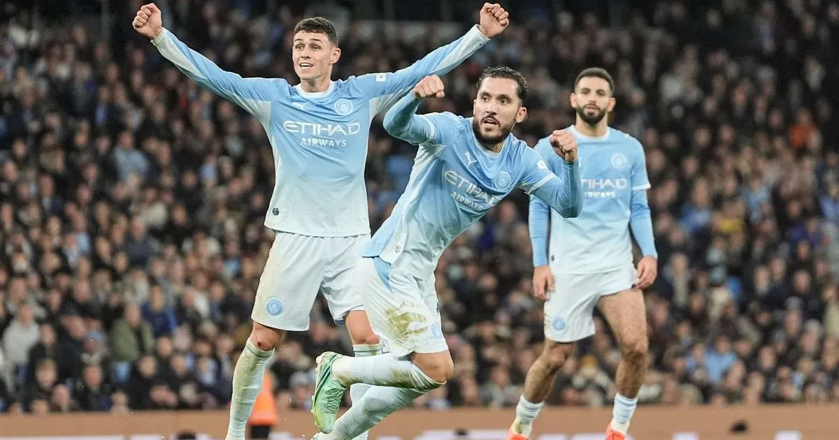 Manchester City și Liverpool și-au aflat adversarele din sferturile Cupei Ligii Angliei 2 Manchester City și Liverpool și-au aflat adversarele din sferturile Cupei Ligii Angliei