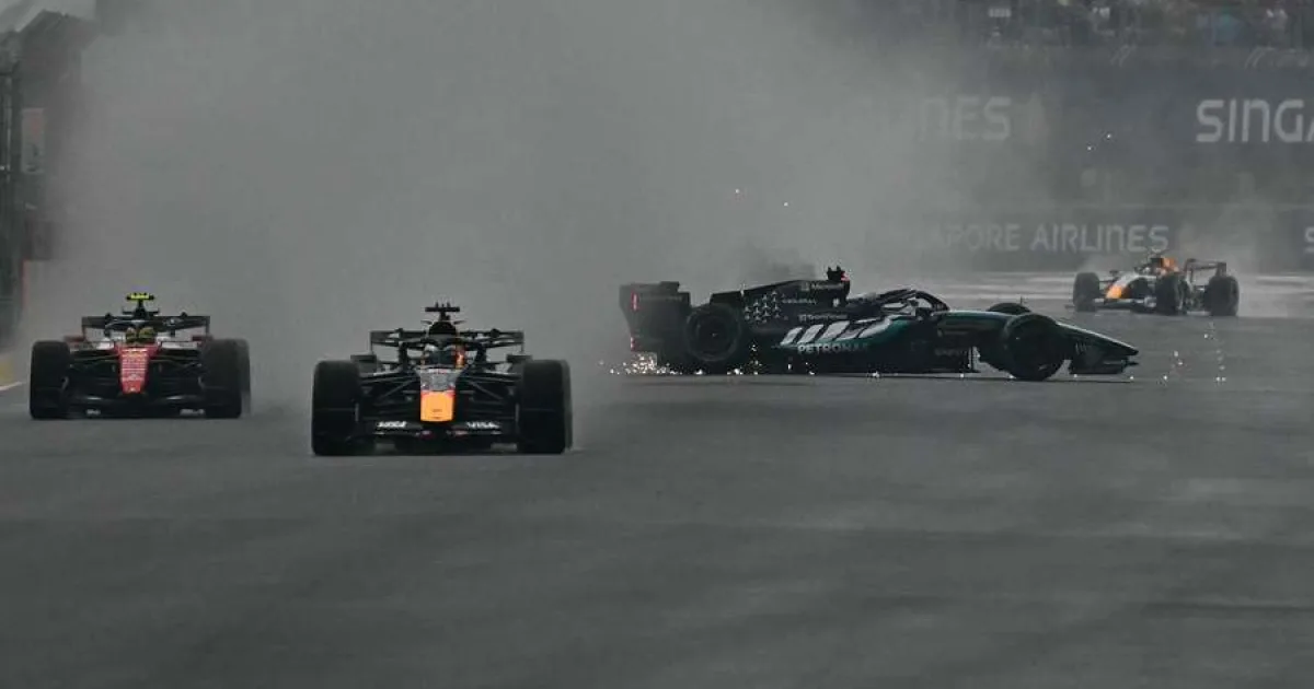 Max Verstappen a câștigat sprintul la Marele Premiu al statului Singapore
