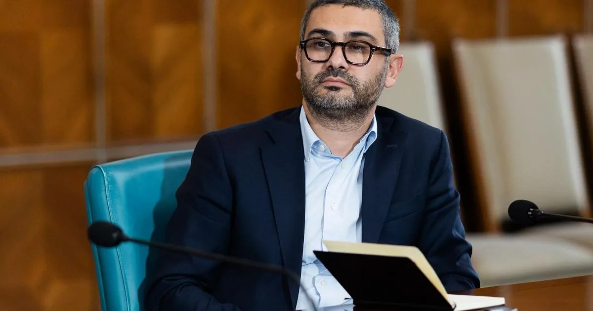 Pensii indexate anul viitor; ajutoare de 300-500 lei înainte de Crăciun