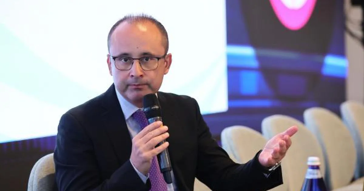 PSD îl acuză pe Bolojan că închide dialogul: PNL, prizonierul orgoliului unui om 4 PSD îl acuză pe Bolojan că închide dialogul: PNL, prizonierul orgoliului unui om