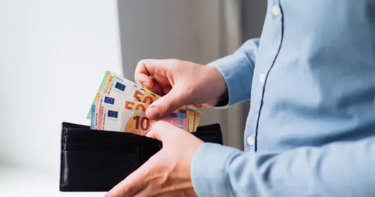 Șandru, către ministrul Finanțelor: „Românii și-au plătit taxele. Când dați socoteală?” 2 Șandru, către ministrul Finanțelor: „Românii și-au plătit taxele. Când dați socoteală?”