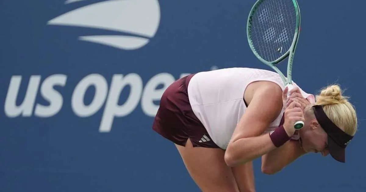 Sezonul de coșmar al lui Tauson s-ar putea încheia după retragerea de la Japan Open 2 Sezonul de coșmar al lui Tauson s-ar putea încheia după retragerea de la Japan Open